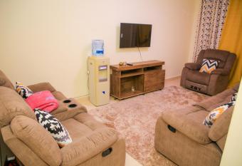 Fountain Apartments has Balcony rooms