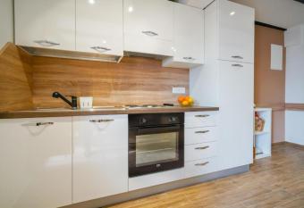 Apartman Ema Janjeti  i, Lovran has Balcony rooms