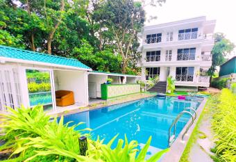 The Mayfield Resort, Vagator has Balcony rooms