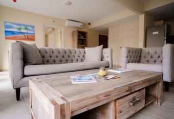 Beautiful Garden View Condo Suite 17 has Balcony rooms