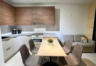 Snowest Travels - Cityhome has Balcony rooms