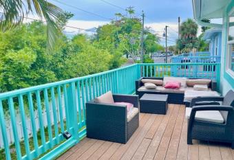 MySunsetView 05 UnitE 2bed 2bath with Pool 3min to Beach has Balcony rooms