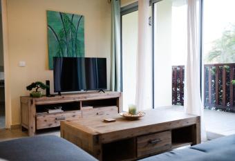 Blissful 2 Bedroom Peak Of The Ocean Suite 32 has Balcony rooms