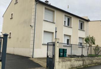 Superbe apart   parking gratuit     has Balcony rooms