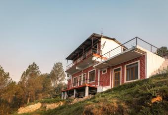 Odyssey Stays Kausani has Balcony rooms