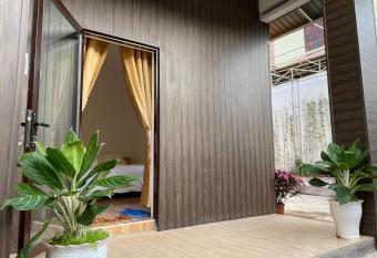 Pleiku Homestay has Balcony rooms