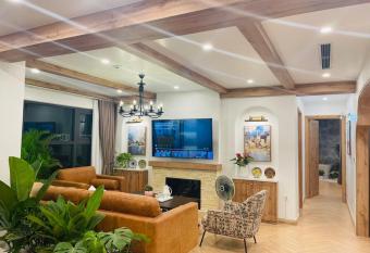 Homestay Ecopark Titan Homies Grand Park Premium 12A01 has Balcony rooms