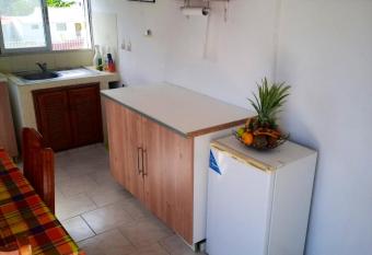 Appartement d une chambre a Sainte Anne a 200 m de la plage avec vue sur la ville et balcon amenage has Balcony rooms