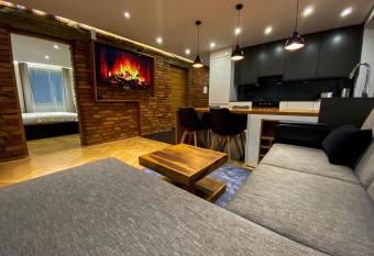 Luxury Apartment in the City Centre has Balcony rooms