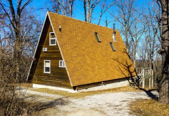 Pond Mountain - Kingfisher 02 has Balcony rooms