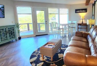 Green Meadow #05 has Balcony rooms