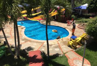 Hacienda de Flores has Balcony rooms