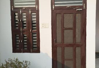 Mahesh house has Balcony rooms