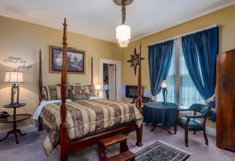 Bridgeford House - Stamfordshire has Balcony rooms