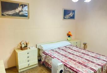 Piso De Godella has Balcony rooms