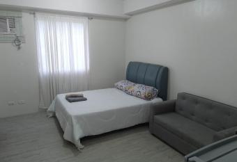 Studio at Mandaue City Cebu Philippines - With Internet - 7 Mins to Airport allows 18 year olds to book a room