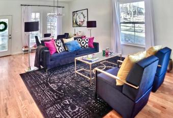 Caldwell House has Balcony rooms