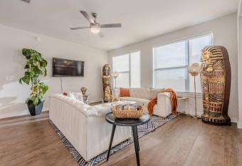 A Taste of Egypt GirlGuyBusinessFamily Trip Fun Edition has Balcony rooms