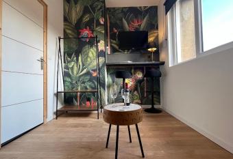 Jungle Boogie allows 18 year olds to book a room