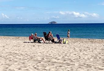 de Pz de la Iglesia 5, 3   Villajoyso has Balcony rooms