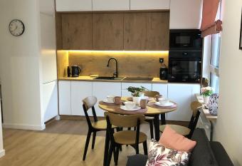 Apartament Pileckiego Nowy Dw  r Mazowiecki Modlin Airport has Balcony rooms