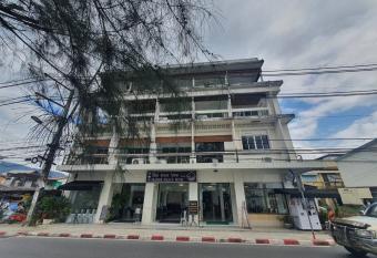 Seaside Palace Hotel has Balcony rooms