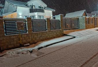 Vila White has Balcony rooms