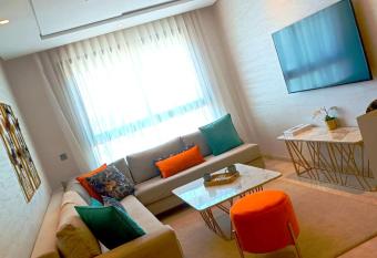 CIL PALMIER 02 has Balcony rooms