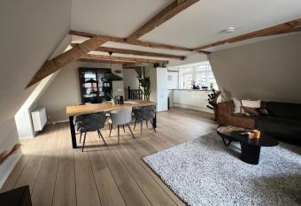 Stadslogies Het Leven allows 18 year olds to book a room