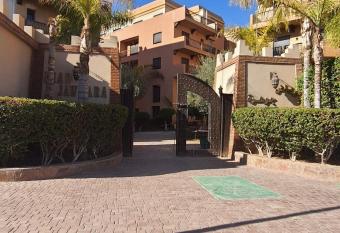 R  sidence Riad Jawhara has Smoking/Balcony rooms