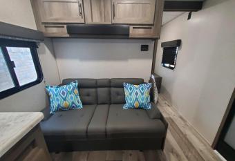 (null) allows 18 year olds to book a room