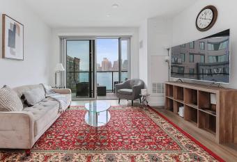 View like no other Ocean&City View/ Luxury 2BR 2BA has Balcony rooms