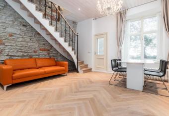 Luxurious 2-floor home in the Old Town has Balcony rooms