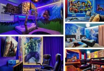 New Luxury Pool Villa by Disney has Balcony rooms