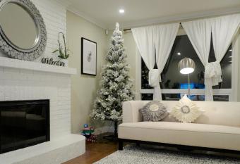 Le Boutique Great Toronto allows 18 year olds to book a room