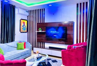 Modern One Room & Parlor Serviced Apartment has Balcony rooms