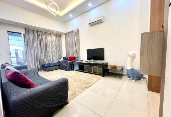 Comfort 36 Entire House At Alma Bukit Mertajam has Balcony rooms