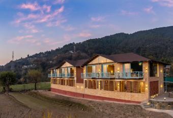 Alaya Retreat Bir has Balcony rooms