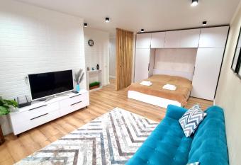                                     allows 18 year olds to book a room