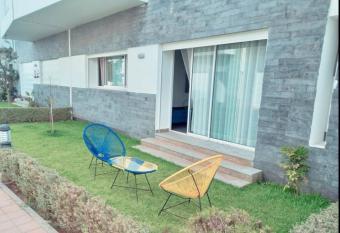 Luxueux appartement cosy et spacieux allows 18 year olds to book a room