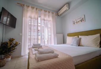 Comfy Green - Central Spot Apartments has Balcony rooms