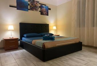 La Casetta di Ash allows 18 year olds to book a room