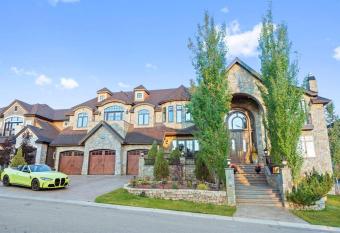 French Ch  teau w/Swim Spa & Theatre: 11,700 sqft has rooms with a private hot tub