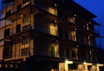 Grand Daswal B&B has Balcony rooms