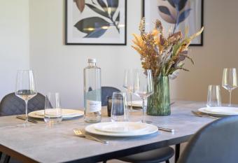 habu bei Pl  ttli Zoo cosy stay has Balcony rooms