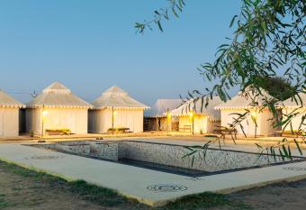 The Hosteller Jaisalmer, Sam Sand Dunes allows 18 year olds to book a room