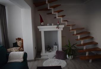 Panor  ma Kuck   allows 18 year olds to book a room