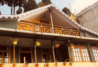 Ridge View Chalet Homestay has Balcony rooms