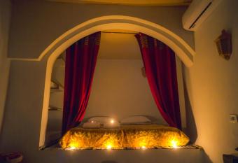 Dar Foulla has Smoking/Balcony rooms