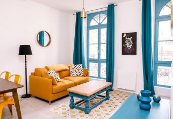 Le Jules Appart Hotel allows 18 year olds to book a room